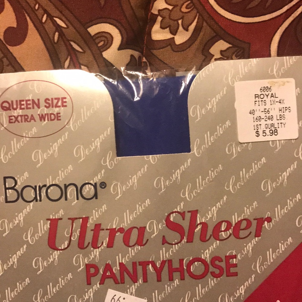 DESIGNER COLLECTION ULTRA SHEER PANTYHOSE "ROYAL"